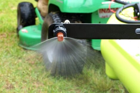 Spray Booms and Boomless Nozzles for Spot and Field Spraying